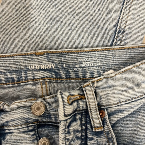 Old Navy Jeans Curvy Ski Hi Straight - Picture 2 of 6